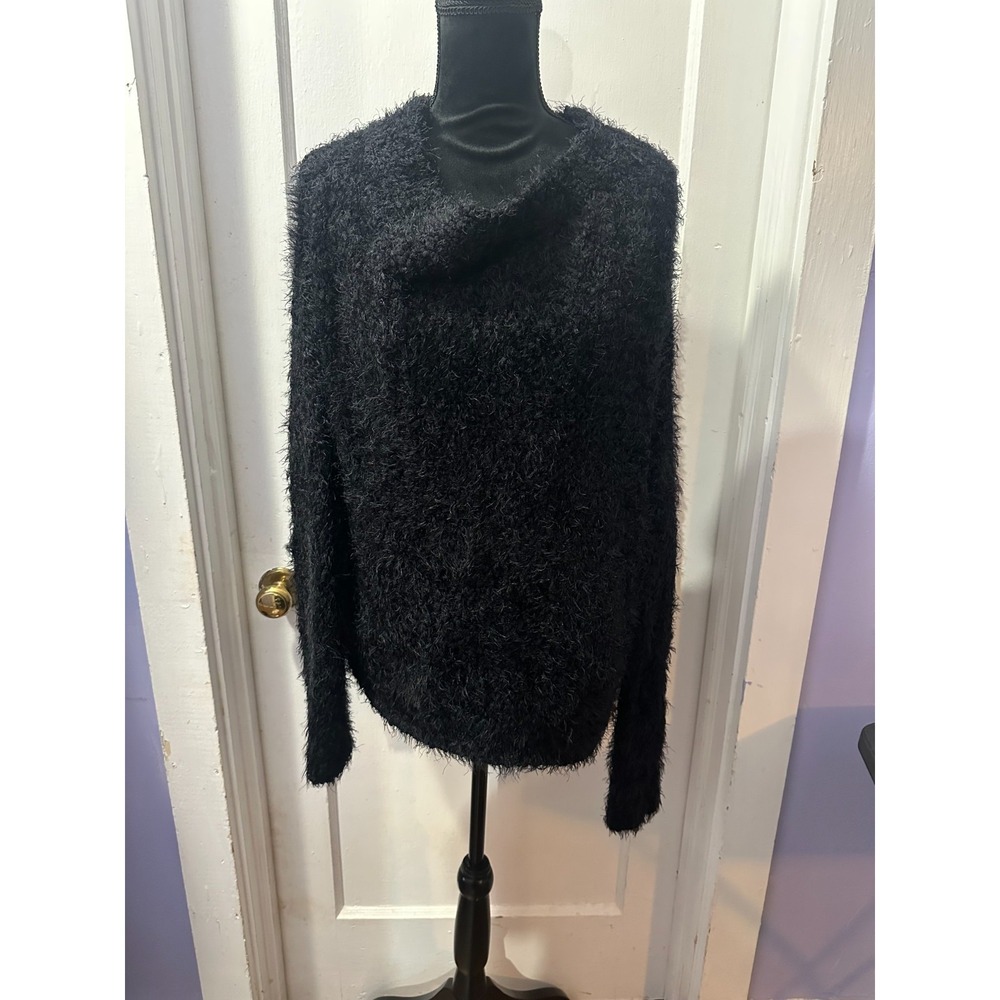 By Together Black Eyelash‎ Sweater in L